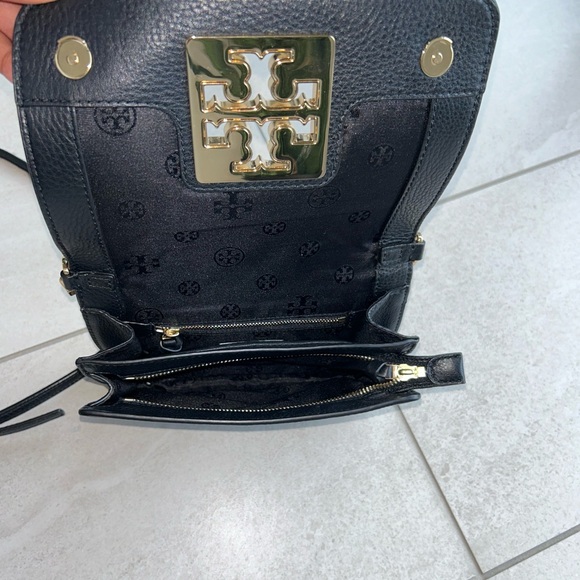 Tory Burch Black Leather Gold Chain Shoulder Bag - Picture 4 of 7